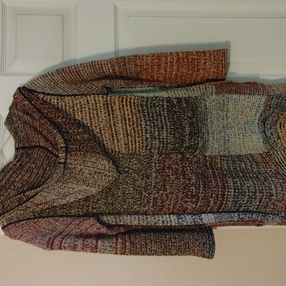 Multi color Sweater coat - Picture 4 of 9